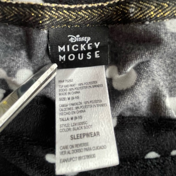 Disney Mickey Mouse sleepwear shirt long sleeve medium stretch‎ cozy top - Picture 4 of 6